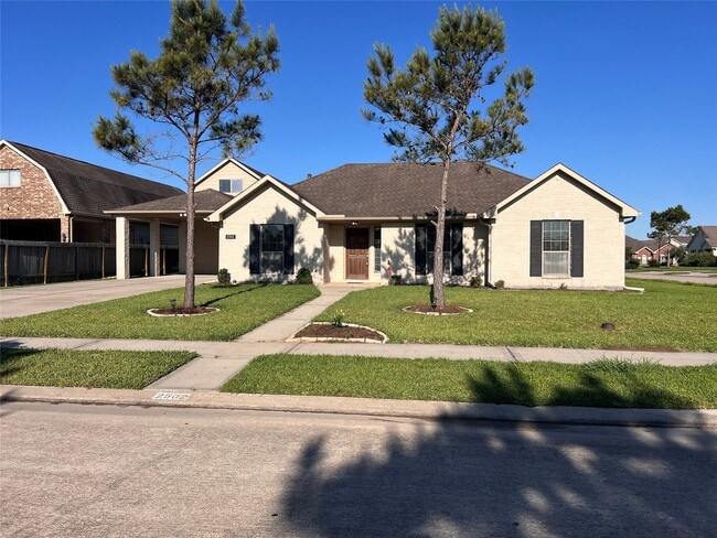 Building Photo - 2502 Redrock Rd
