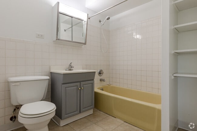 1BR, 1BA - Bathroom