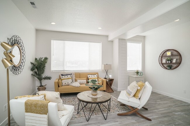 Riverwalk Townhomes