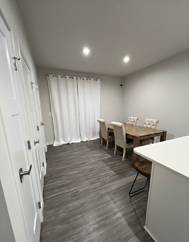 Photo - 342 Music Hall Way