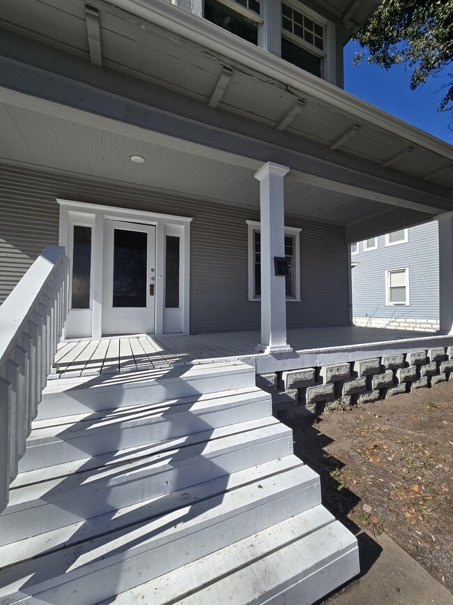 Photo - 905 N Pennsylvania Ave