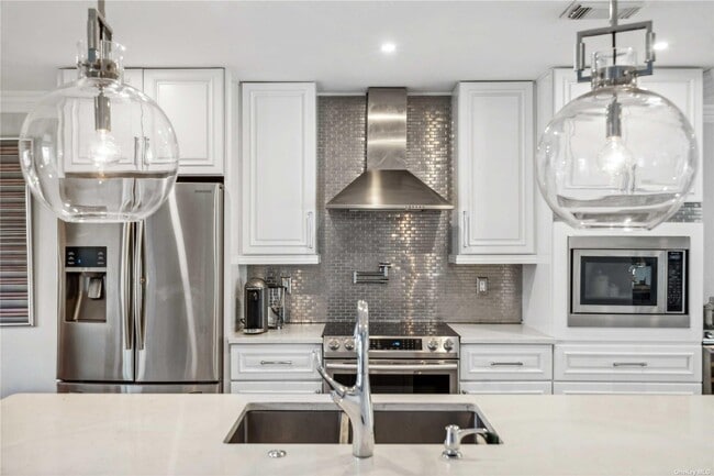 Photo - 50 Hubbard Ln