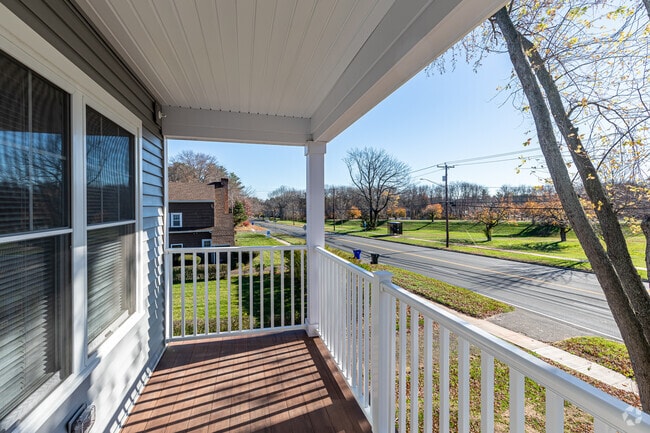 2BR, 2BA - Porch