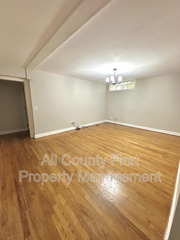 Photo - 198 Ponce De Leon Ave NE