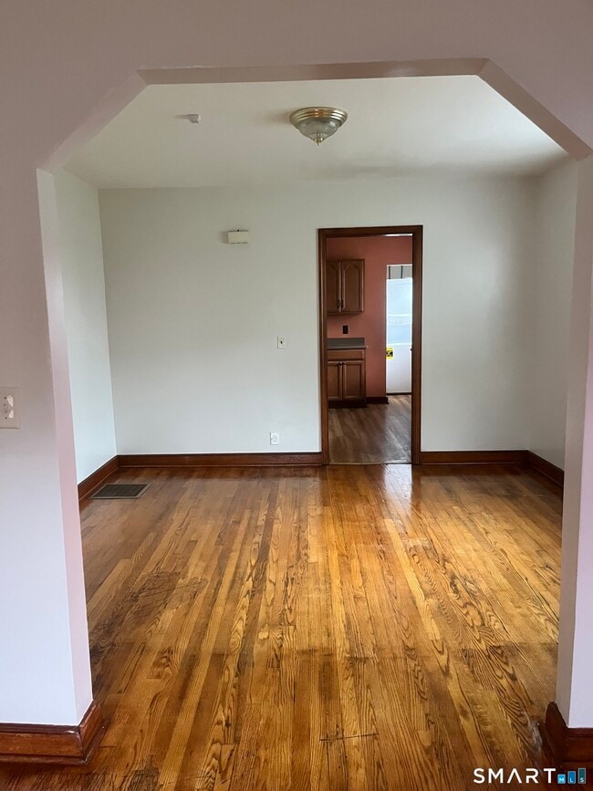 526 Franklin Ave Unit 1