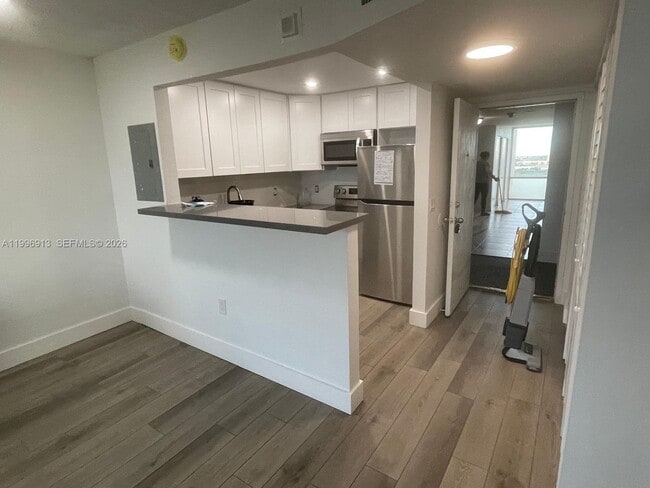 Photo - 2350 NE 135th St