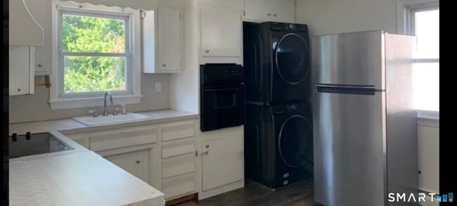 Photo - 27 Hyatt Ave