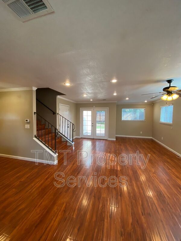 Photo - 10087 Emerald Grove Dr