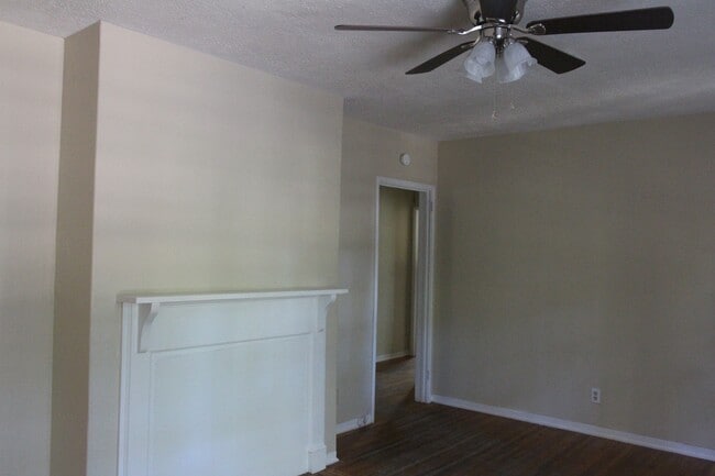 Photo - 1402 6th Ave