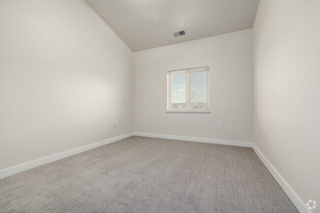 3BR, 2.5BA - 1,853SF - Primary Bedroom