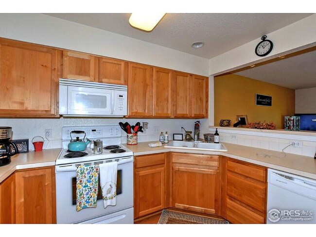 Photo - 2715 Rigden Pkwy