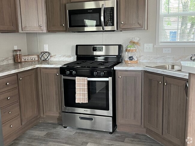 Building Photo - 5157 Chantelle Dr Rental