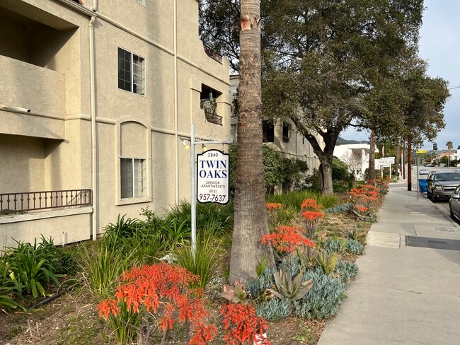 Photo - Twin Oaks Senior Apartments