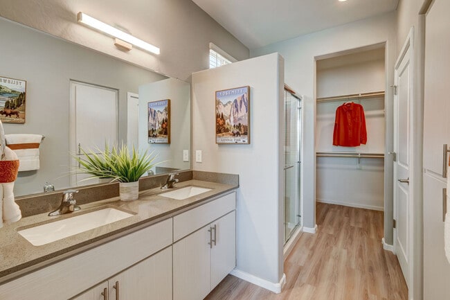 Villas Goodyear apartments — community photo