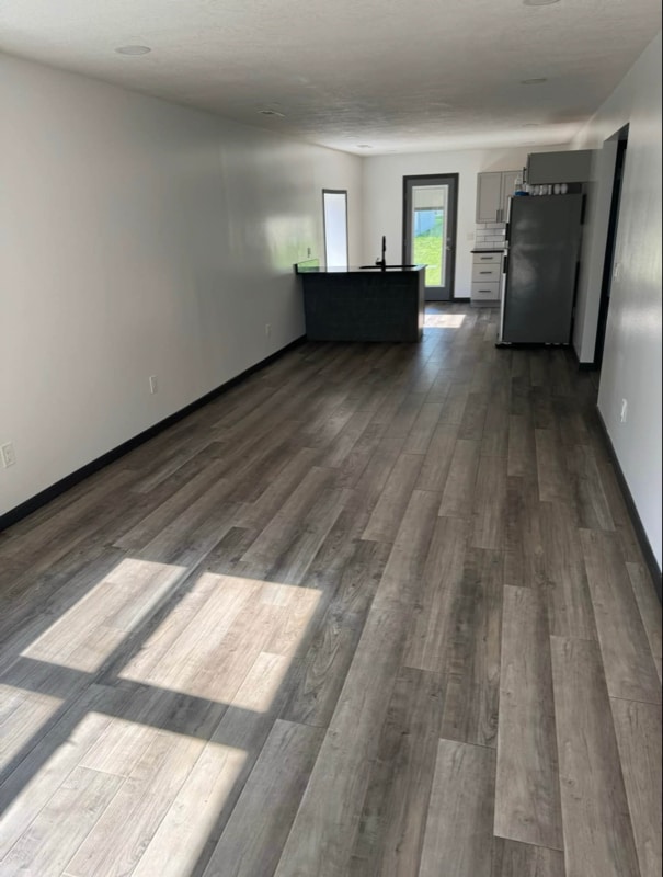 Photo - 1018 Glezen St