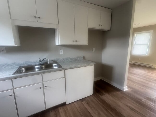 Photo - 100-104 Ligustrum Ct Unit 100