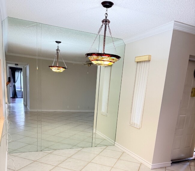 Photo - 802 Sky Pine Way Unit A2