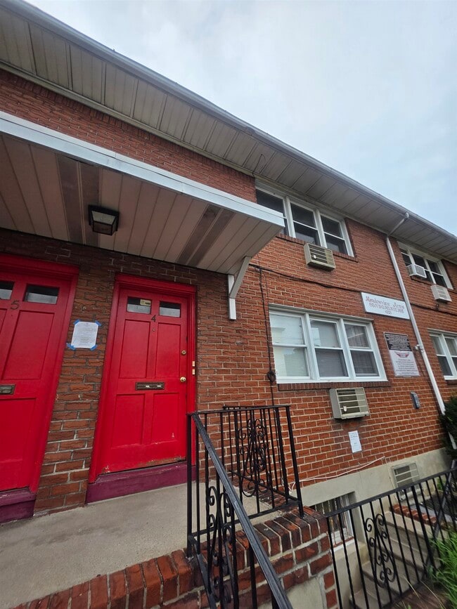 Photo - 4325 Meadowview Ave Unit #204