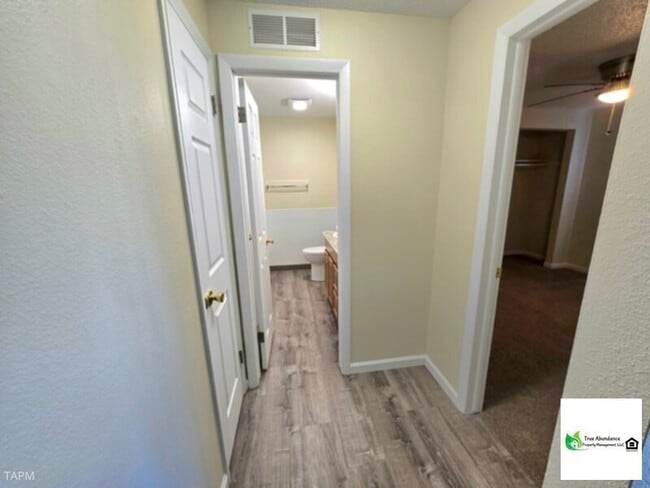 Photo - Stunning Remodeled One Bedroom Apt!