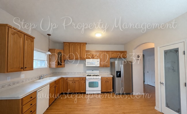 Photo - 3BR/2BA Soulsbyville Home w/ Wrap-Around Deck + Fenced Yard