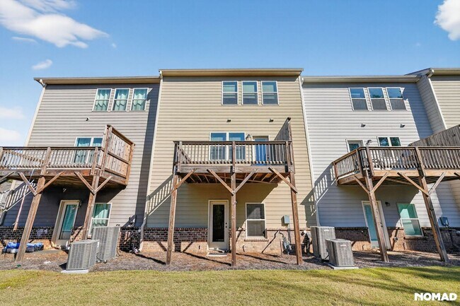 Photo - 3447 Hidden Valley Cir