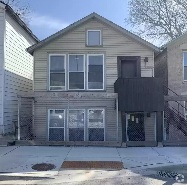 Building Photo - 2021 S Ruble St Unit 1 Rental