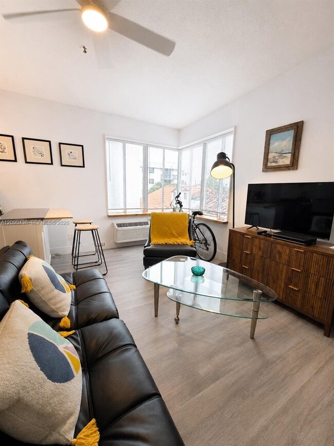 3710 Collins Ave Unit N-309