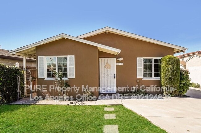 Building Photo - 13421 Curtis and King Rd