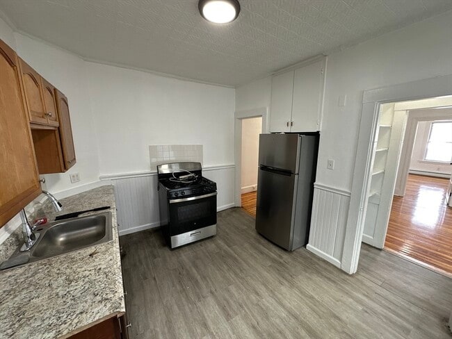 Building Photo - 765 Broadway Unit 1