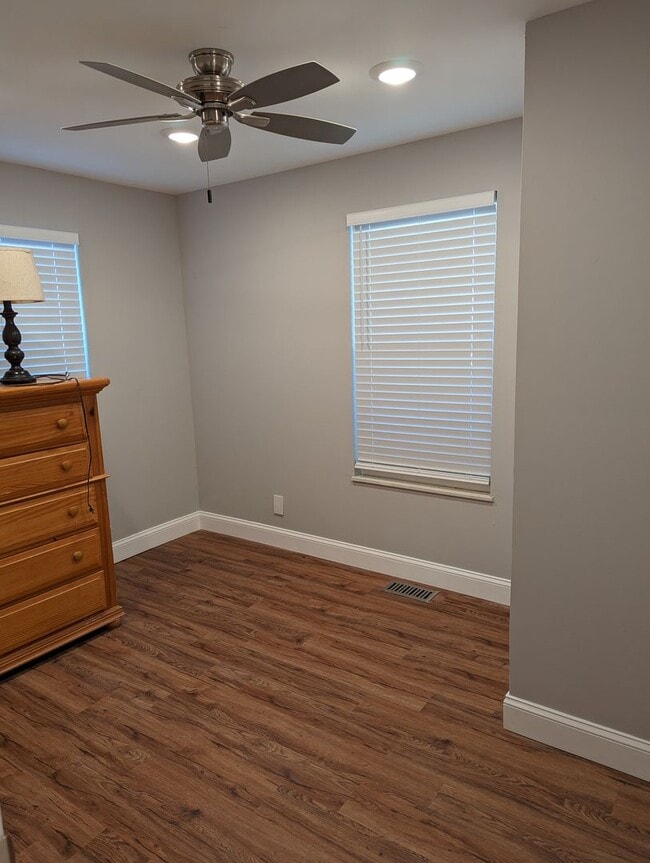 Photo - 105 James Agee St