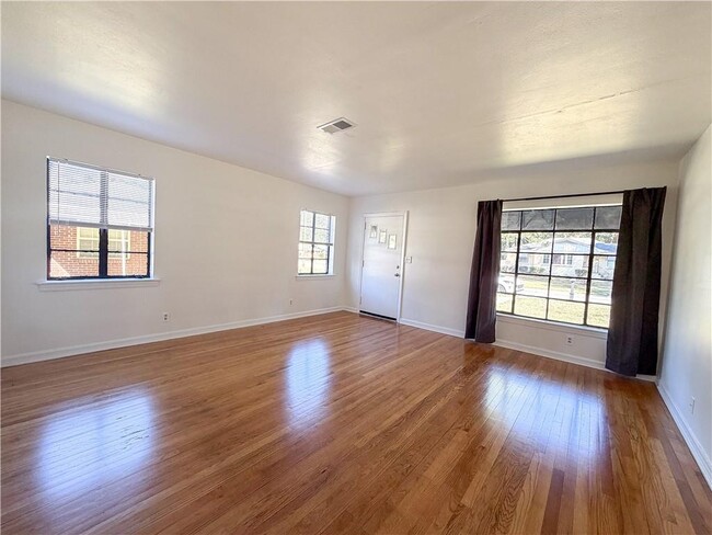 Photo - 2361 S Salvia St