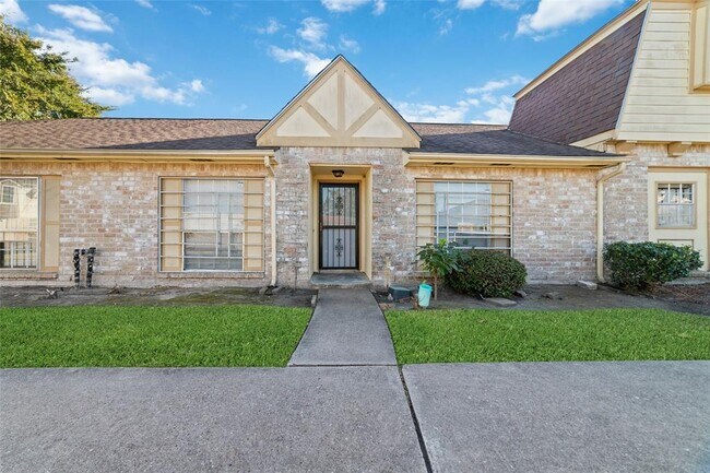 Photo - 7229 Cook Rd