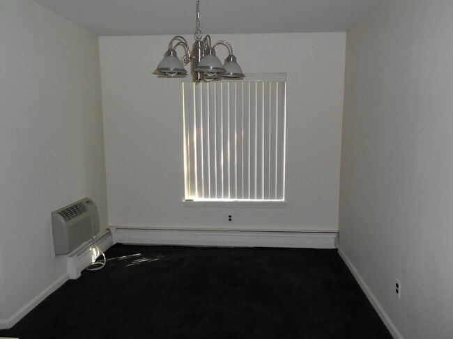 Photo - 2 Elmwood Park Dr Unit Suite 512
