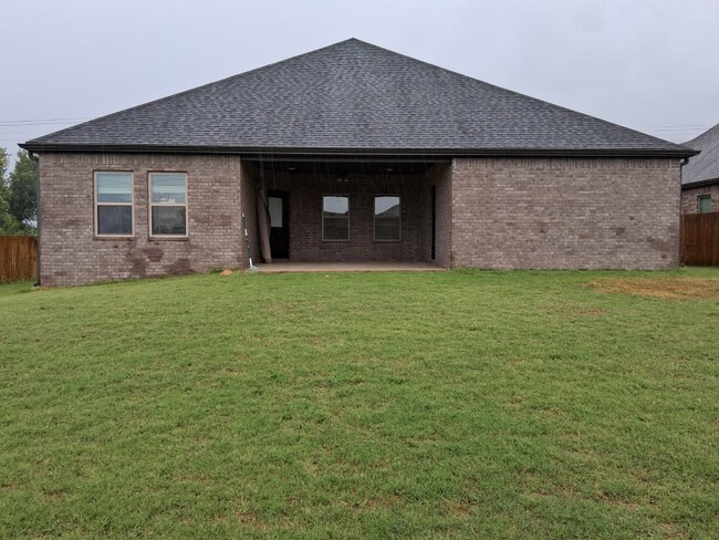 Photo - 1971 Edgewood Rd