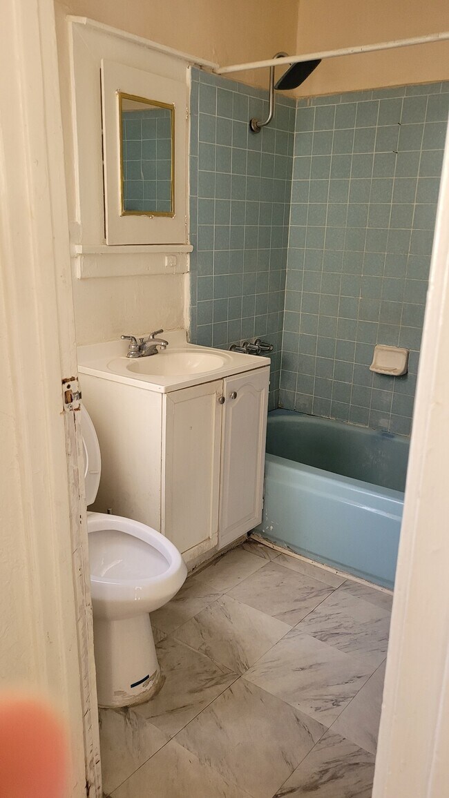 Photo - 2514 Wabash Ave Unit 1