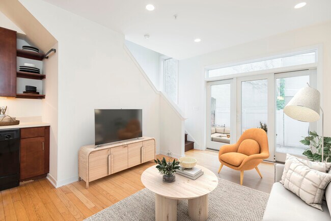 Photo - 925 S 23rd St Unit A