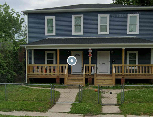 Building Photo - 1414 Oakdale Ave Rental