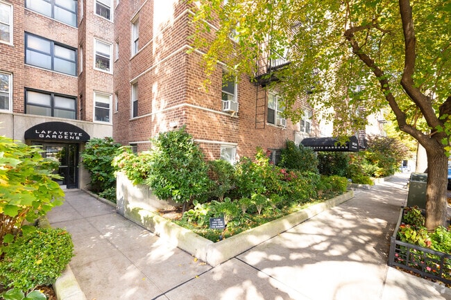 Photo - Lafayette Gardens