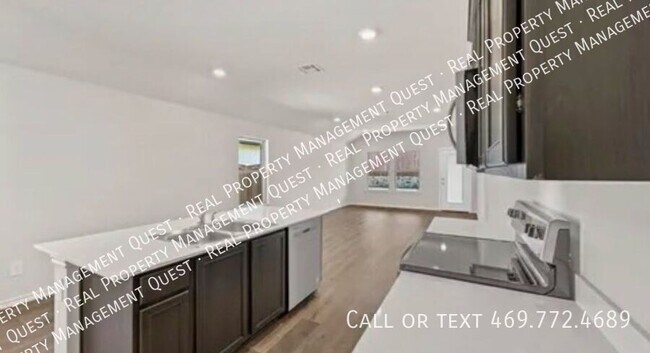 Photo - 403 Vitex Dr