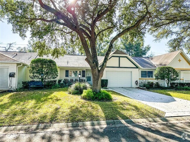 Building Photo - 9653 SW 84th Terrace Rental