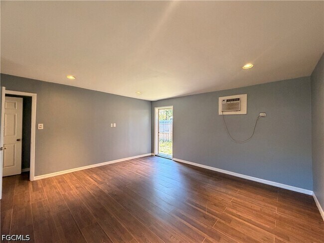 Photo - 8406 Sevigny Dr