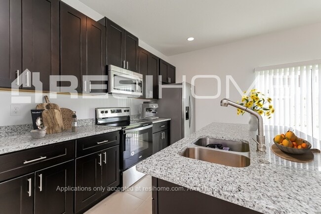 Photo - 318 Daffodil Ln