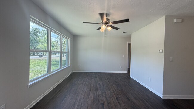 Photo - 8534 Addison Rd