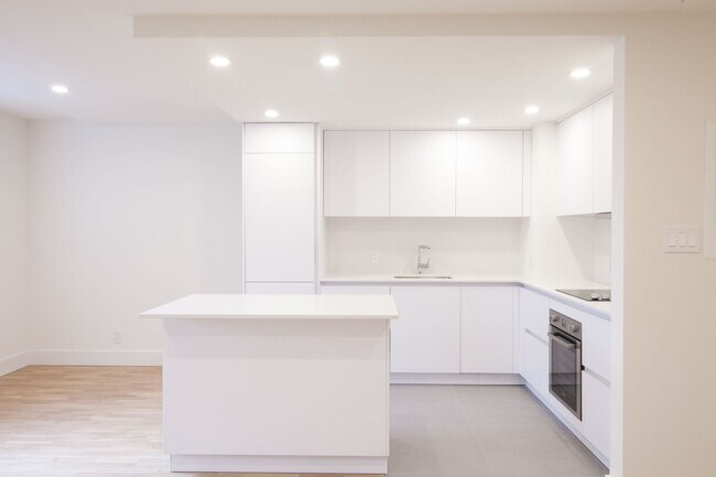 Photo - 4800 Maisonneuve Blvd W Unit 603