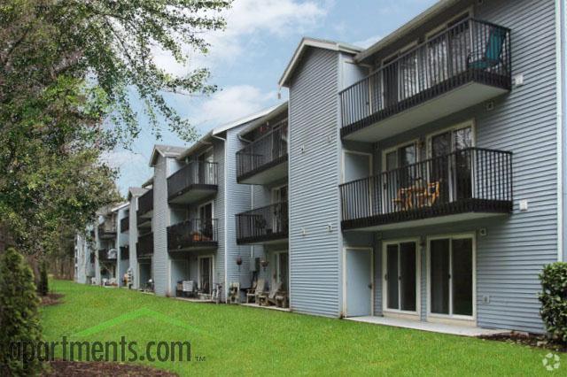 Building - Brampton Court