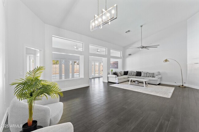 Photo - 1804 W Madero St