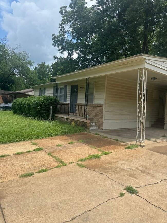 Building Photo - 3230 Ardmore St