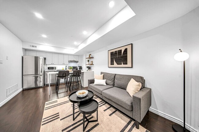 Photo - 9 Niagara St Unit SI ID1579930P