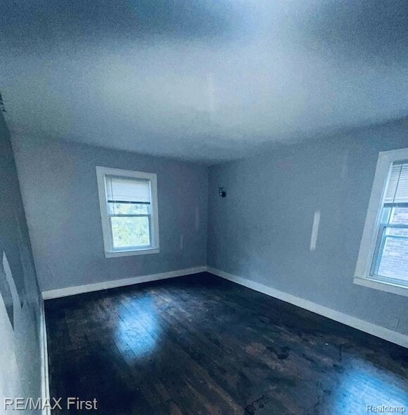 Photo - 13934 Montrose St