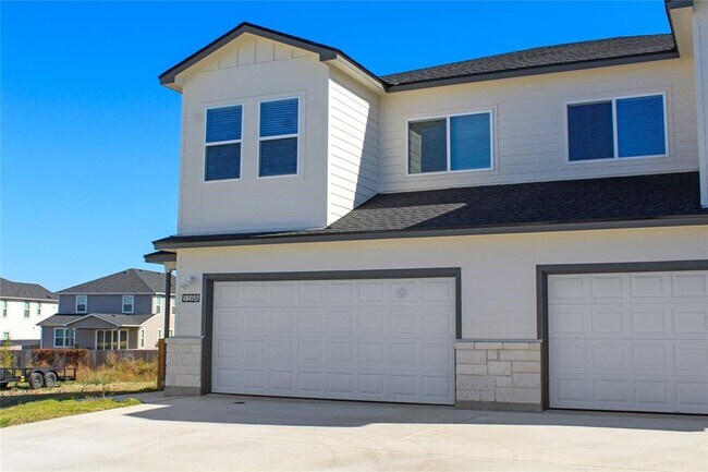 Photo - 518 Whirlaway Dr